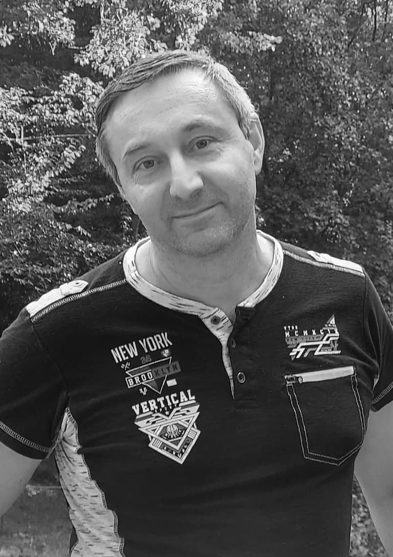Александр Савельев