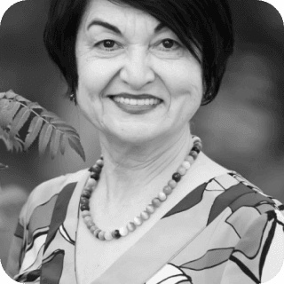 Ширинай Досова